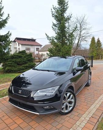 Seat Leon cena 53900 przebieg: 131000, rok produkcji 2016 z Oleśnica małe 596